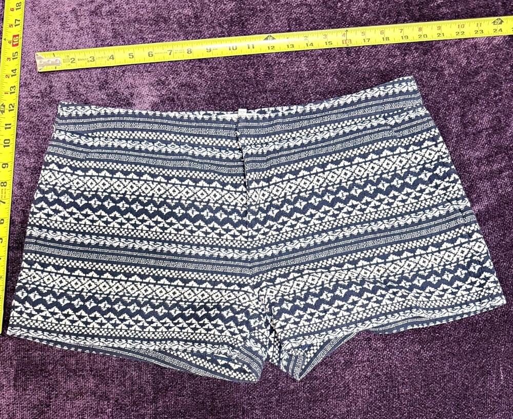 Joie Women’s 12 Blue/White Geometric Jacquard Chino Shorts 2" Inseam